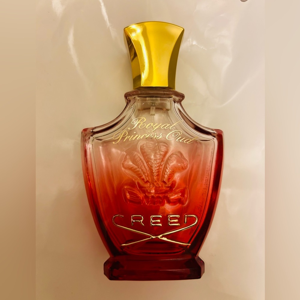 COLLECTORS * Creed Bottle .Fleur De Lis designed.